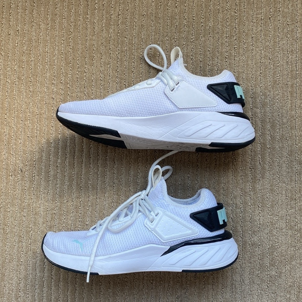 PUMA Sneakers, White, size 8